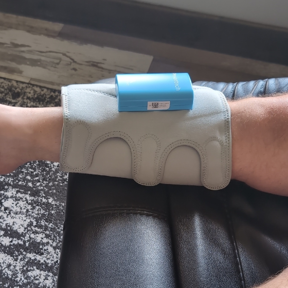 Inflatable portable Leg Cuffs